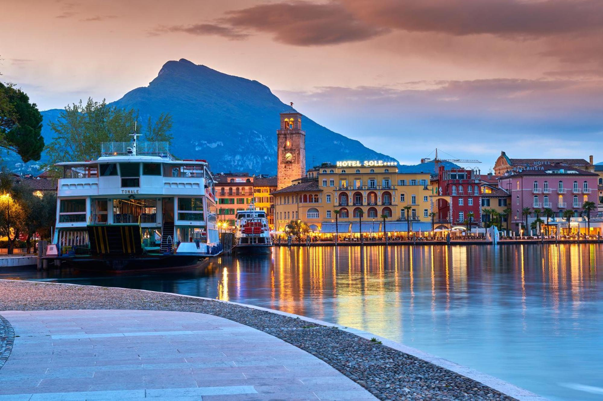 Residenza Lago D'Argento - Happy Rentals Riva del Garda Ngoại thất bức ảnh