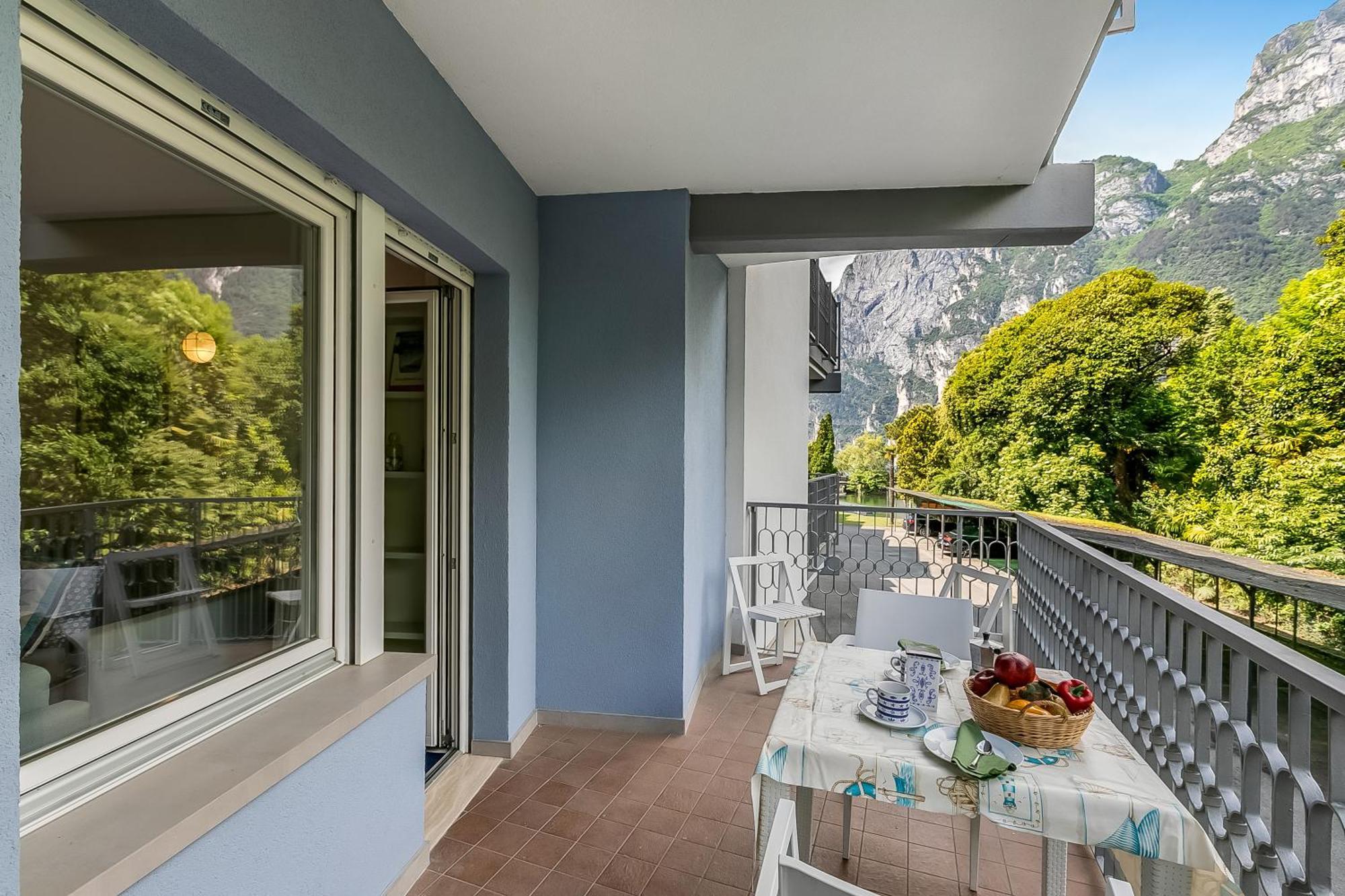 Residenza Lago D'Argento - Happy Rentals Riva del Garda Ngoại thất bức ảnh