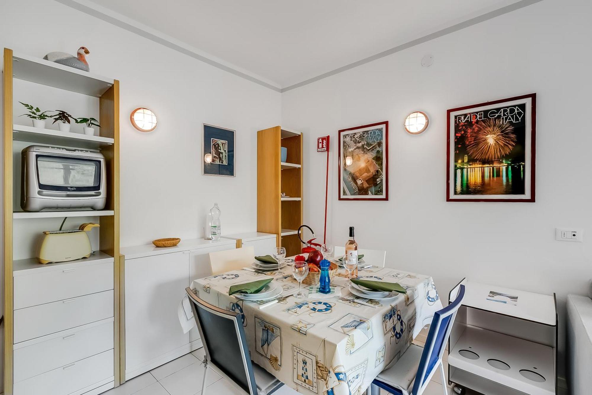 Residenza Lago D'Argento - Happy Rentals Riva del Garda Ngoại thất bức ảnh