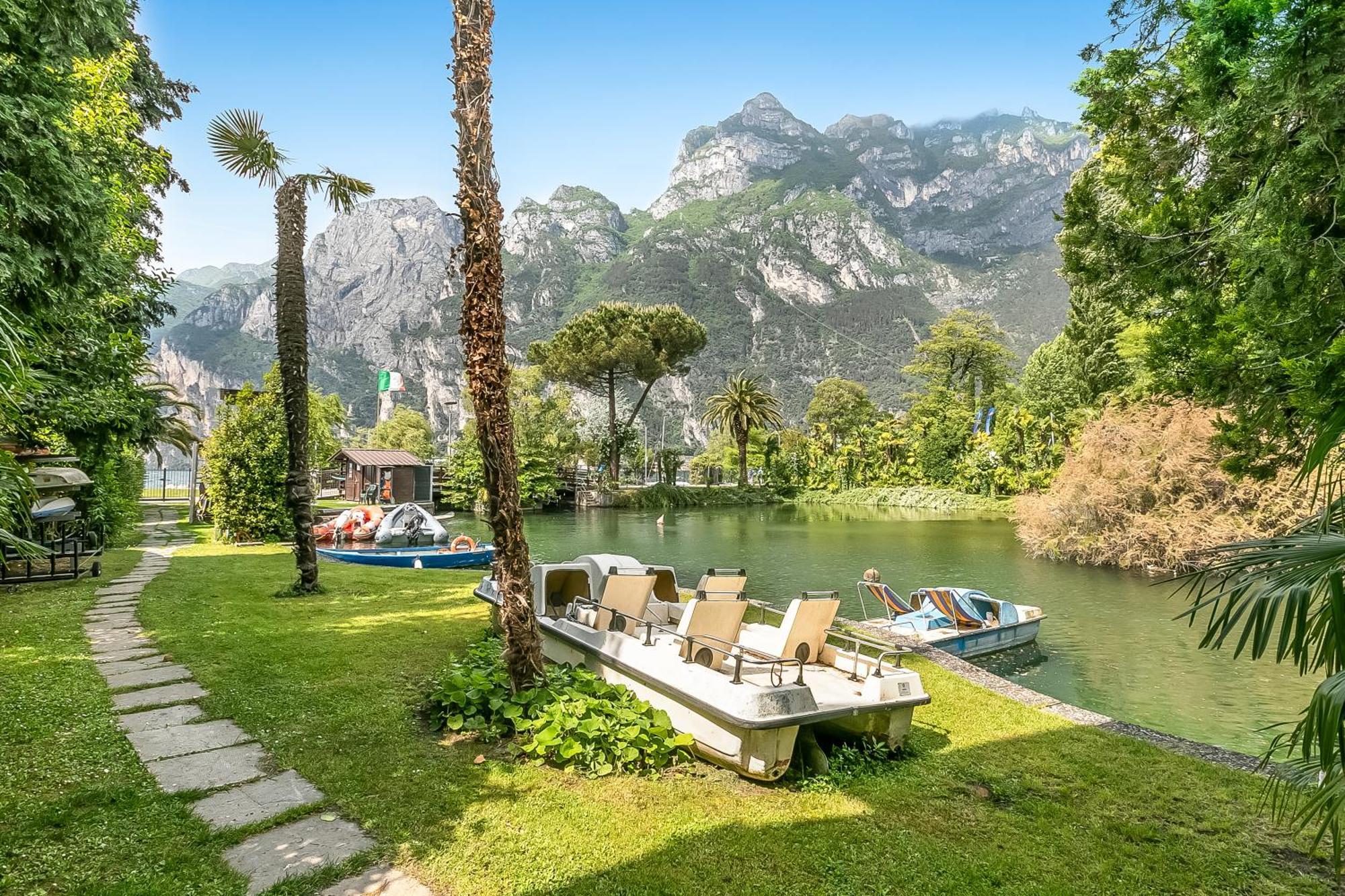 Residenza Lago D'Argento - Happy Rentals Riva del Garda Ngoại thất bức ảnh