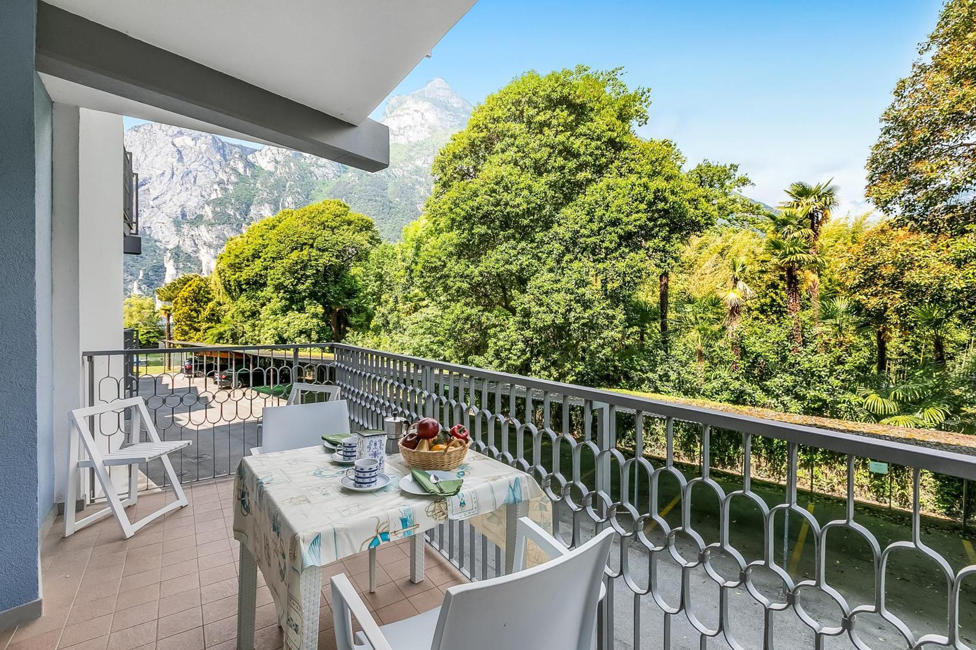 Residenza Lago D'Argento - Happy Rentals Riva del Garda Ngoại thất bức ảnh